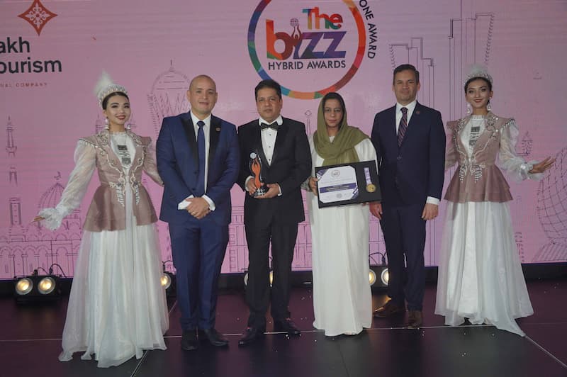 Proceso de aplicación THE BIZZ AWARDS